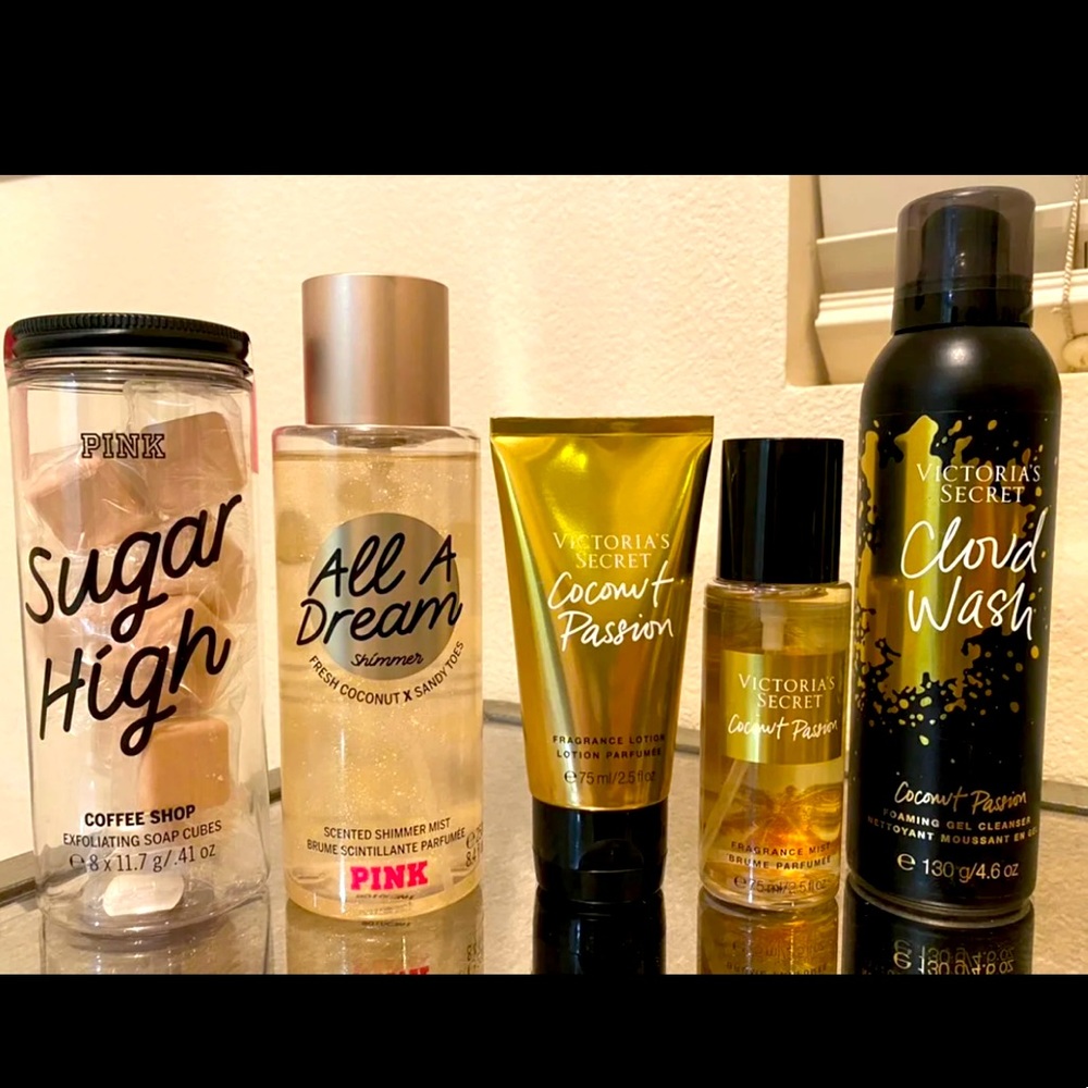 NWT VS PINK Coconut Sands 5 pc Beauty Bundle